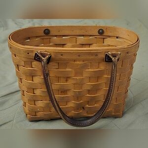 EUC Longaberger Vintage 2003 Small Boardwalk Handwoven Basket - Signed